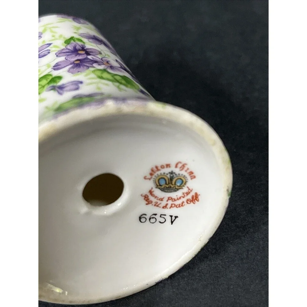 VTG Lefton China Hand Painted Purple Violet‎ Salt or Pepper Shaker 665V